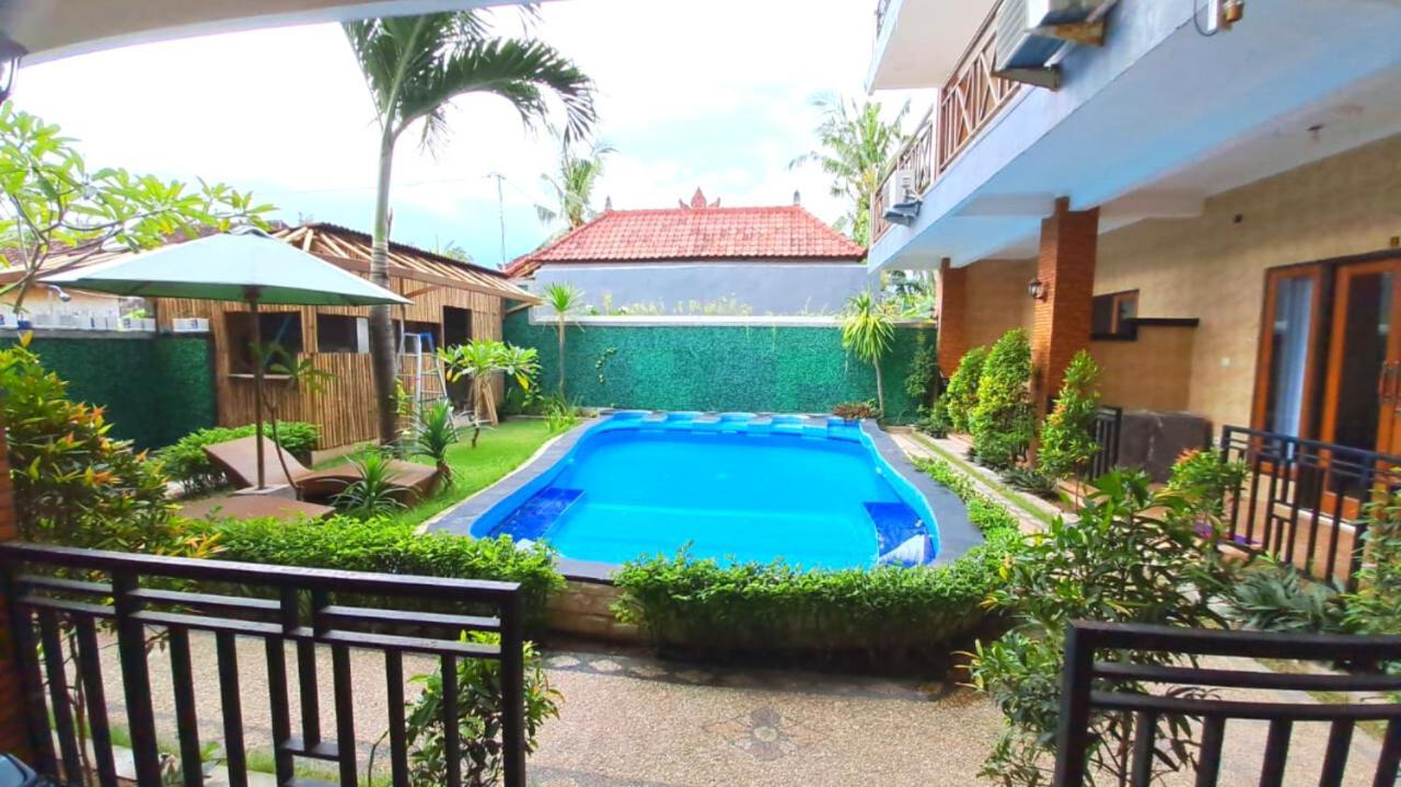 Wahyuga Sari Guest House Nita Salon & Spa Nusa Lembongan  Exterior photo