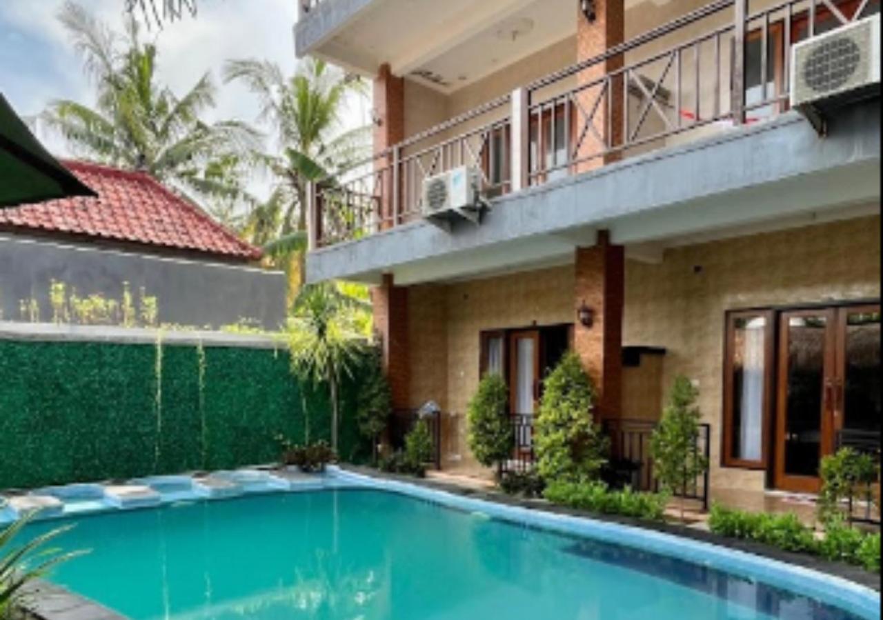Wahyuga Sari Guest House Nita Salon & Spa Nusa Lembongan  Exterior photo